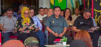 Gelar WAJAR Perdana, Wattimena minta Camat, Kades/Raja dan Lurah Lakukan Ini